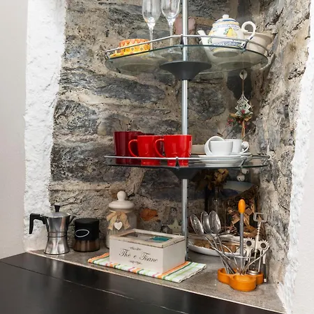 Monolocale Borgo アパート コモ